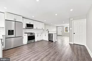 205 W Washington Ave, Clifton Heights, PA 19018 - Photo 3