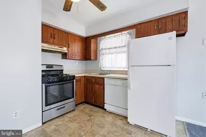 15 Alicia Court, Glenolden, PA 19036 - Photo 5