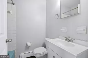 15 Alicia Ct, Glenolden, PA 19036 - Photo 9