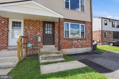 15 Alicia Court, Glenolden, PA 19036 - Photo 1