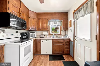 118 9th Avenue, Folsom, PA 19033 - Photo 7