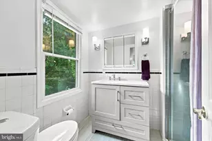 733 Main St, Brookhaven, PA 19015 - Photo 23