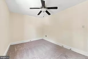 242 Virginia Ave, Folsom, PA 19033 - Photo 17