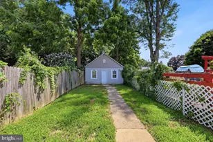242 Virginia Ave, Folsom, PA 19033 - Photo 23
