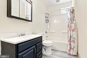 242 Virginia Ave, Folsom, PA 19033 - Photo 21