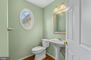 12 Huntingdon Ct, Upper Chichester, PA 19061 - Photo 5