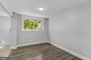 7052 Aberdeen Rd, Upper Darby, PA 19082 - Photo 9