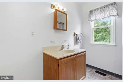 201 Summit Avenue, Glenolden, PA 19036 - Photo 17