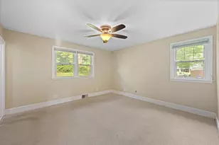 420 Bishop Hollow Rd, Newtown Square, PA 19073 - Photo 23