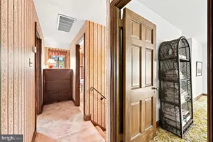 1010 Crest Rd, Wynnewood, PA 19096 - Photo 37