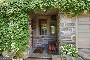 1010 Crest Rd, Wynnewood, PA 19096 - Photo 3