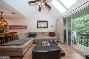421 Derry Dr, Aston, PA 19014 - Photo 7