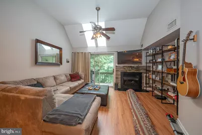 421 Derry Drive #421, Aston, PA 19014 - Photo 3