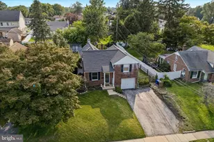 18 N Malin Rd, Broomall, PA 19008 - Photo 27