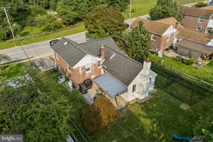 18 N Malin Rd, Broomall, PA 19008 - Photo 29