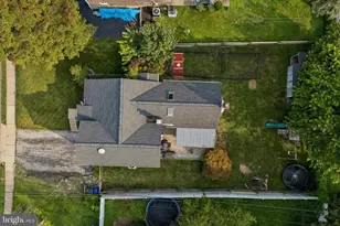 18 N Malin Rd, Broomall, PA 19008 - Photo 31