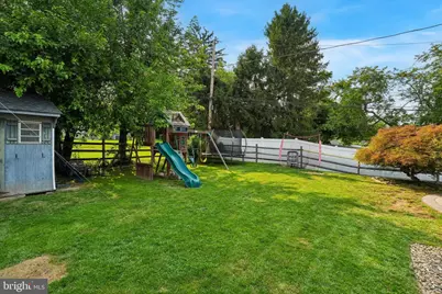 18 N Malin Road, Broomall, PA 19008 - Photo 25