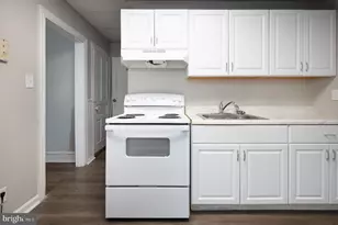 209 N 2nd St, Darby, PA 19023 - Photo 9