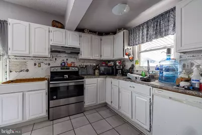 32 Wildwood Avenue, Lansdowne, PA 19050 - Photo 9