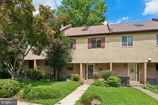 156 Eaton Dr, Wayne, PA 19087 - Photo 1