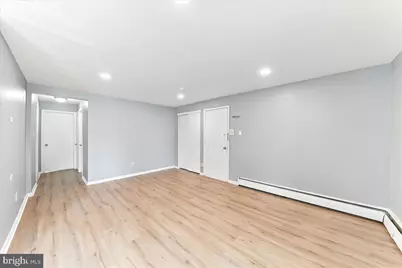 100 E Glenolden Ave Avenue #D-9, Glenolden, PA 19036 - Photo 5