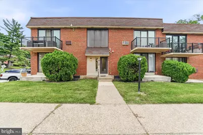 100 E Glenolden Ave Avenue #D-9, Glenolden, PA 19036 - Photo 3