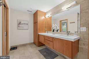 211 N West St, Media, PA 19063 - Photo 35
