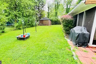 28 S Elm Ave, Aldan, PA 19018 - Photo 7