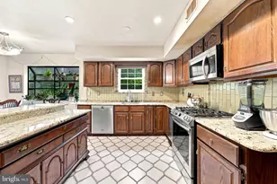 315 Pheasant Hill Dr, Bryn Mawr, PA 19010 - Photo 11