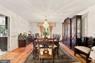 315 Pheasant Hill Dr, Bryn Mawr, PA 19010 - Photo 7