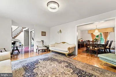315 Pheasant Hill Drive, Bryn Mawr, PA 19010 - Photo 5