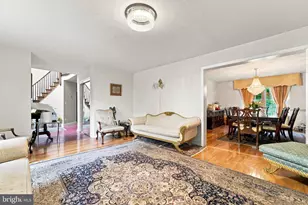 315 Pheasant Hill Dr, Bryn Mawr, PA 19010 - Photo 5