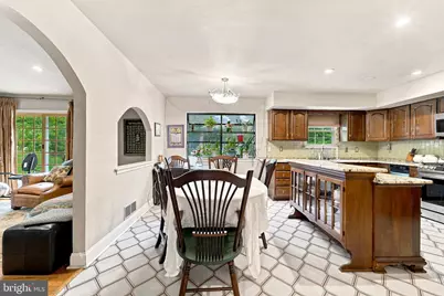 315 Pheasant Hill Drive, Bryn Mawr, PA 19010 - Photo 9