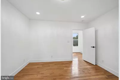 45 W Essex Avenue, Lansdowne, PA 19050 - Photo 23