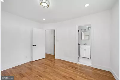 45 W Essex Avenue, Lansdowne, PA 19050 - Photo 17