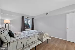 5200 Hilltop Dr, Brookhaven, PA 19015 - Photo 11