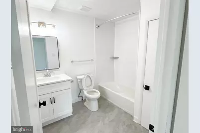 4930 W Chester Pike #201, Newtown Square, PA 19073 - Photo 5