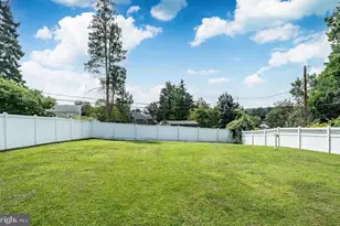 357 Swanage Dr, Broomall, PA 19008 - Photo 69