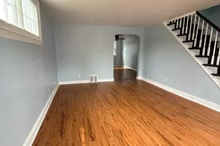 252 W 21st St, Chester, PA 19013 - Photo 3