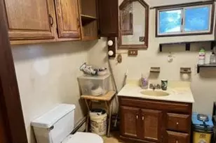 27 W 3rd St, Marcus Hook, PA 19061 - Photo 9