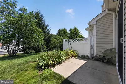 18 Dresner Circle, Upper Chichester, PA 19061 - Photo 25