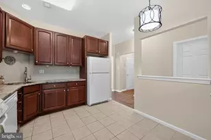 18 Dresner Cir, Upper Chichester, PA 19061 - Photo 19