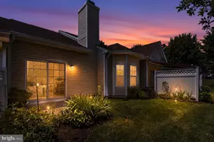 18 Dresner Cir, Upper Chichester, PA 19061 - Photo 5