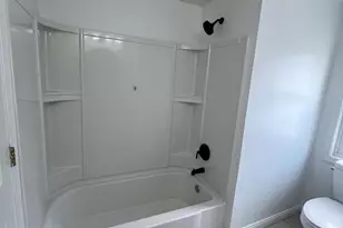 186 Crum Creek Dr, Woodlyn, PA 19094 - Photo 13