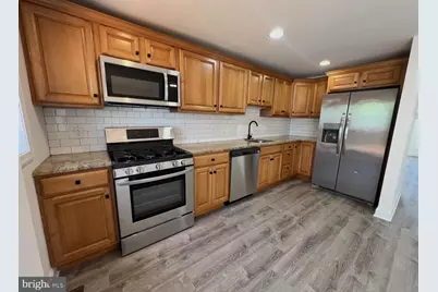 186 Crum Creek Drive, Woodlyn, PA 19094 - Photo 7
