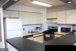 1030 E Lancaster Ave, Bryn Mawr, PA 19010 - Photo 19