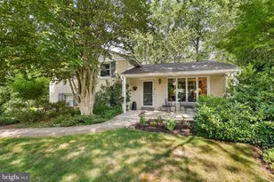 403 Meadow Ln, Wallingford, PA 19086 - Photo 1