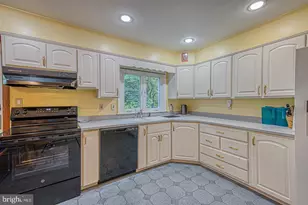 380 Sycamore Mills Rd, Media, PA 19063 - Photo 9