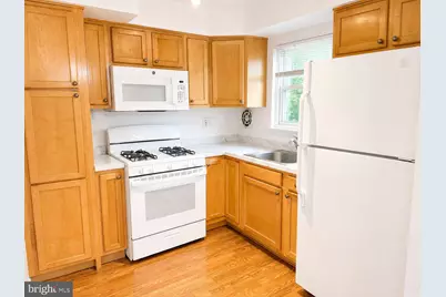 7818 Merion Avenue #1ST FLOOR, Upper Darby, PA 19082 - Photo 3