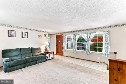 3813 Currant, Boothwyn, PA 19061 - Photo 5